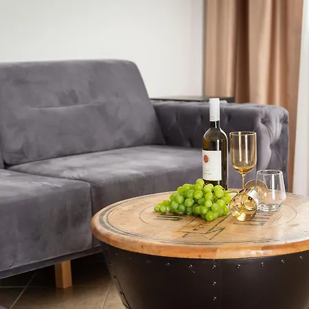Apartman Bella Figura - Heated Pool