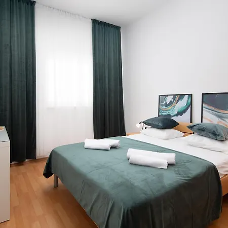 Bella Figura - Heated Pool * Omis