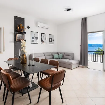 Apartman Bella Figura - Heated Pool