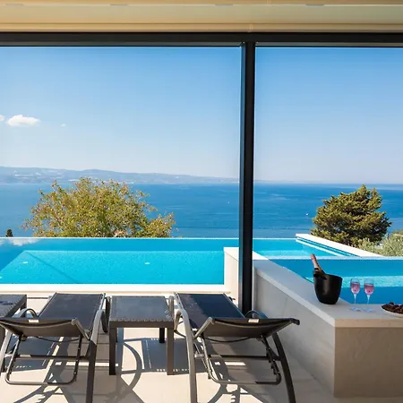 Bella Figura - Heated Pool * Omis